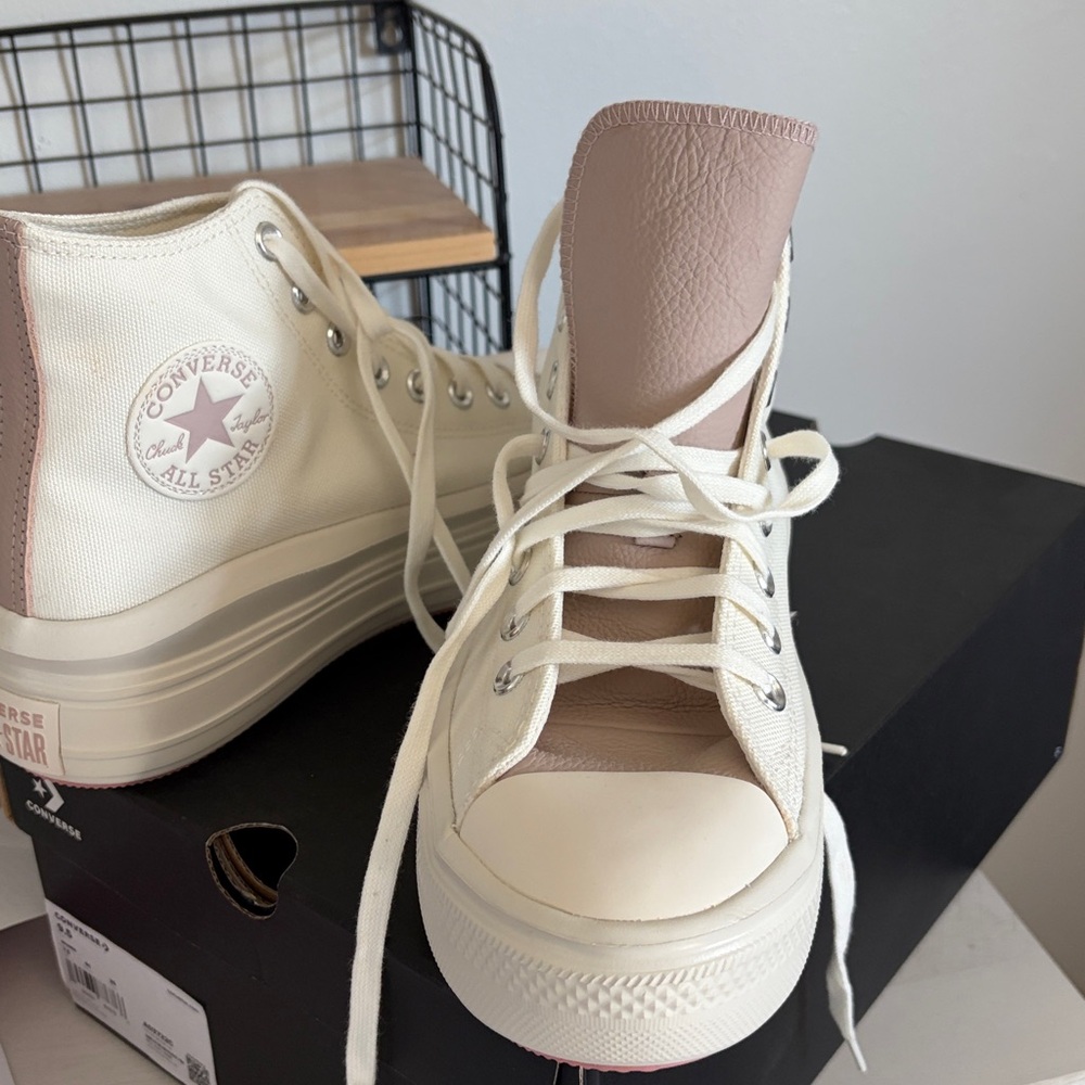 Converse Women's Platform Sneakers - Cream - Picture 9 of 10